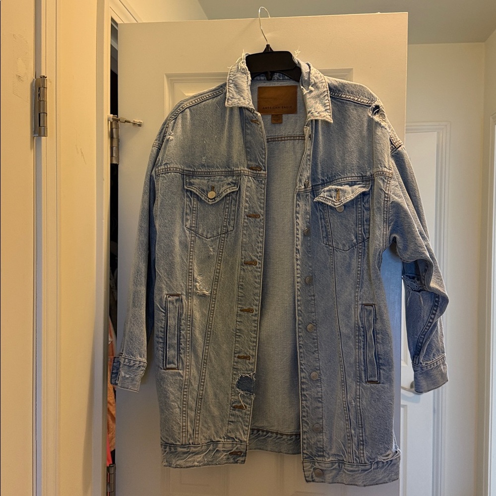 American Eagle Outfitters Light Blue Denim Jacket